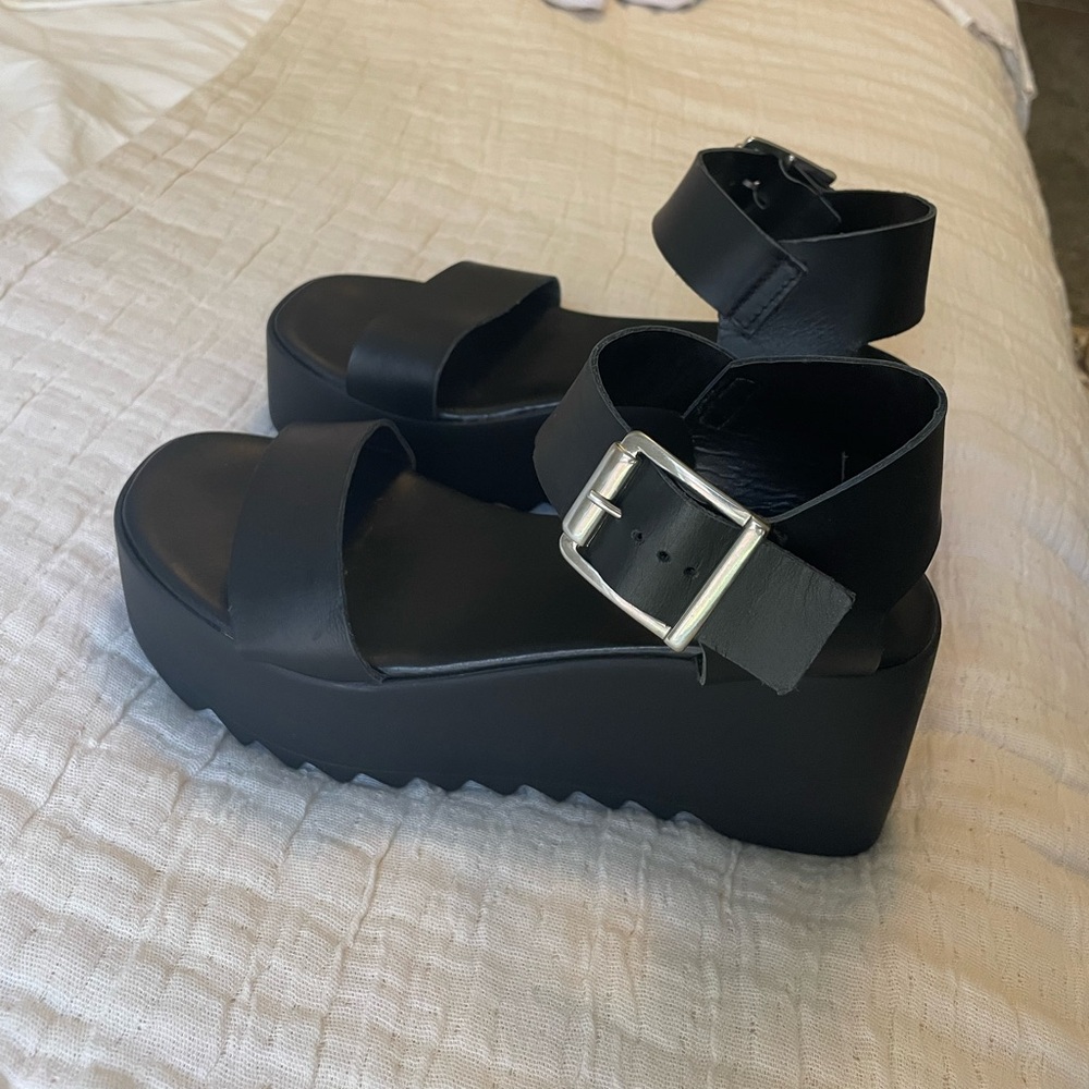 Steve Madden Platform Wedges size 6.5